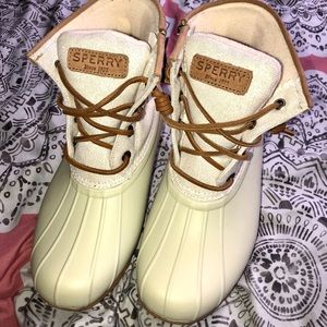 Sperry waterproof boots